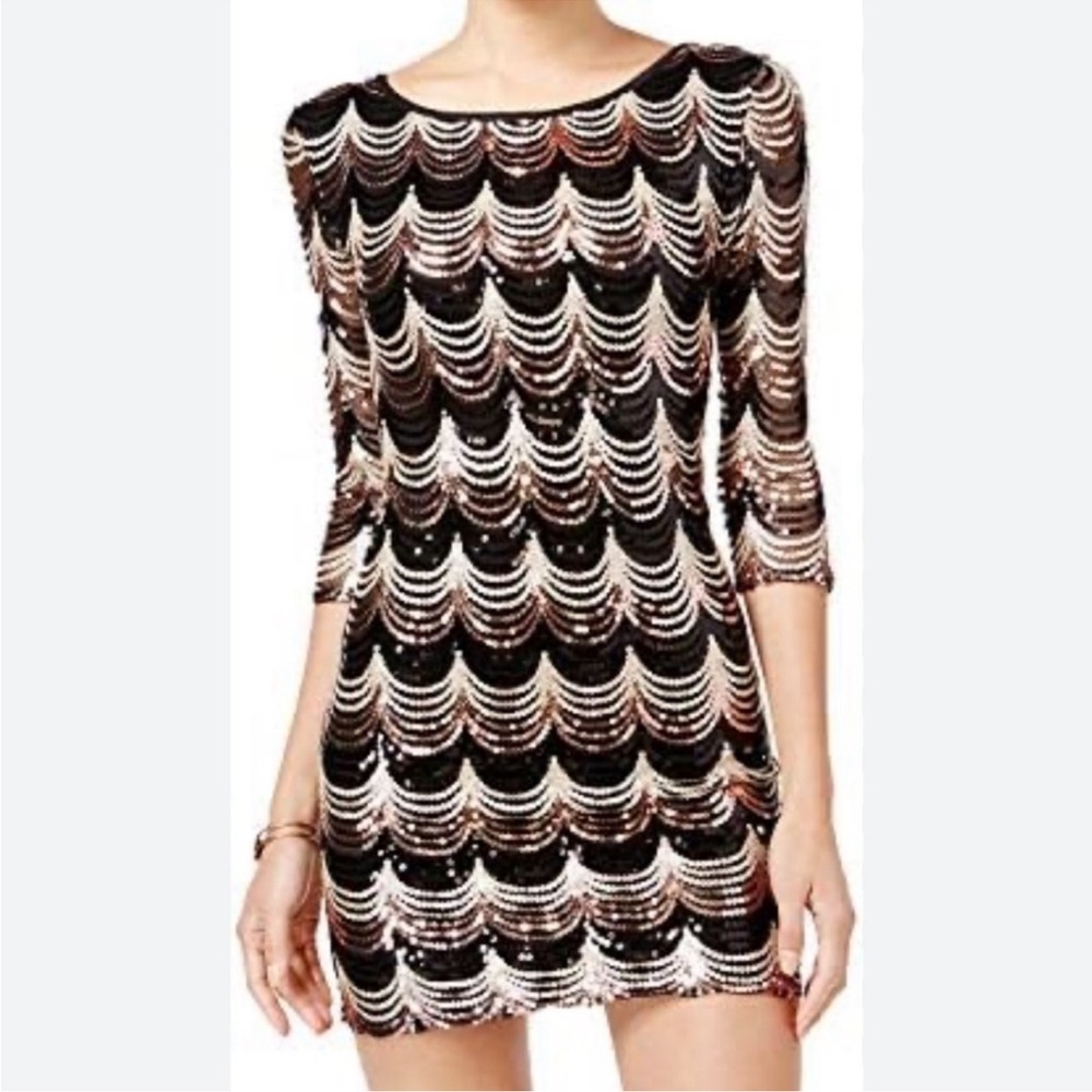 a'gaci Quarter sleeve gold and black sequence dress with low scoop back NWOT